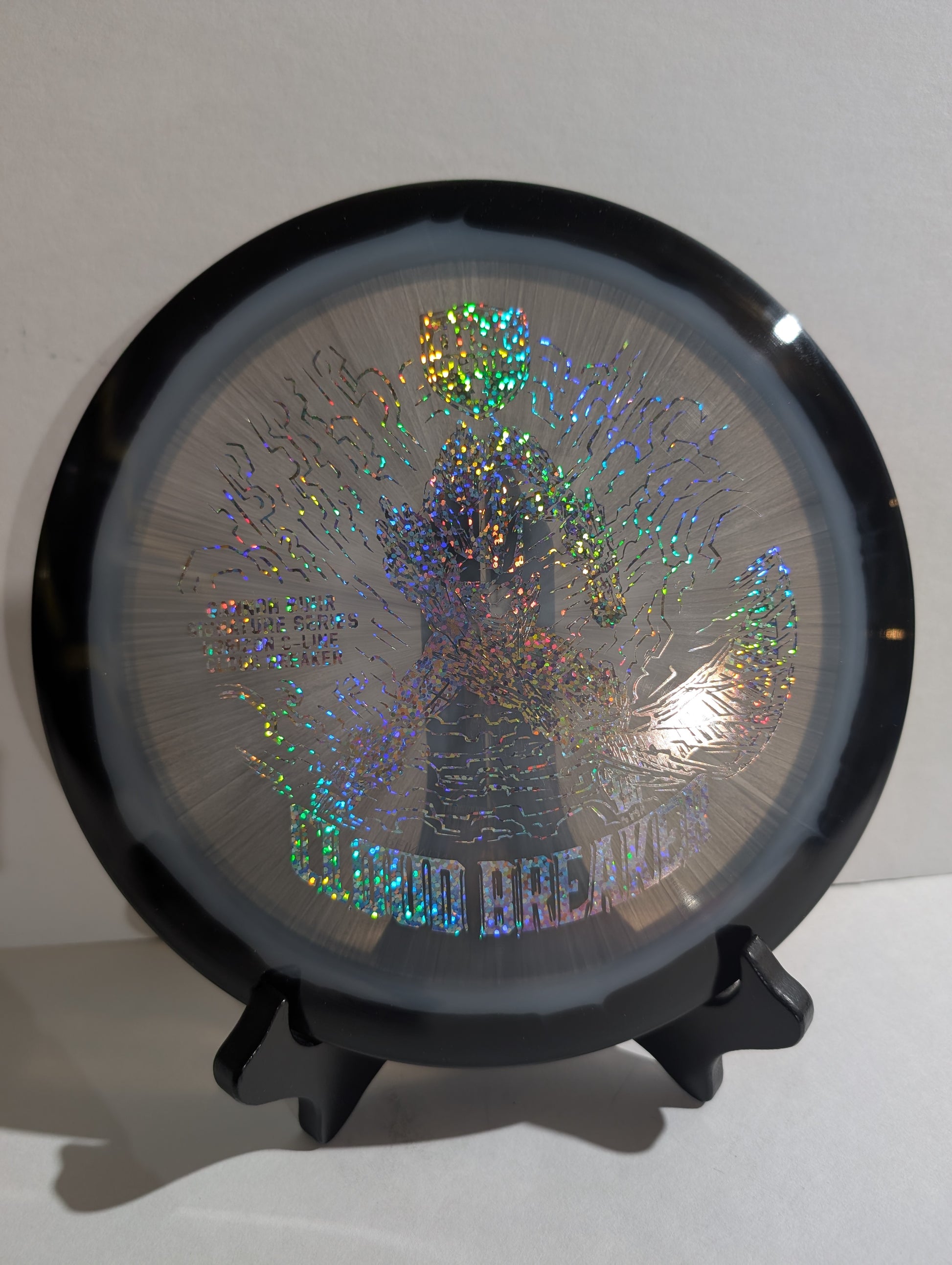 White-Black Cloud Breaker