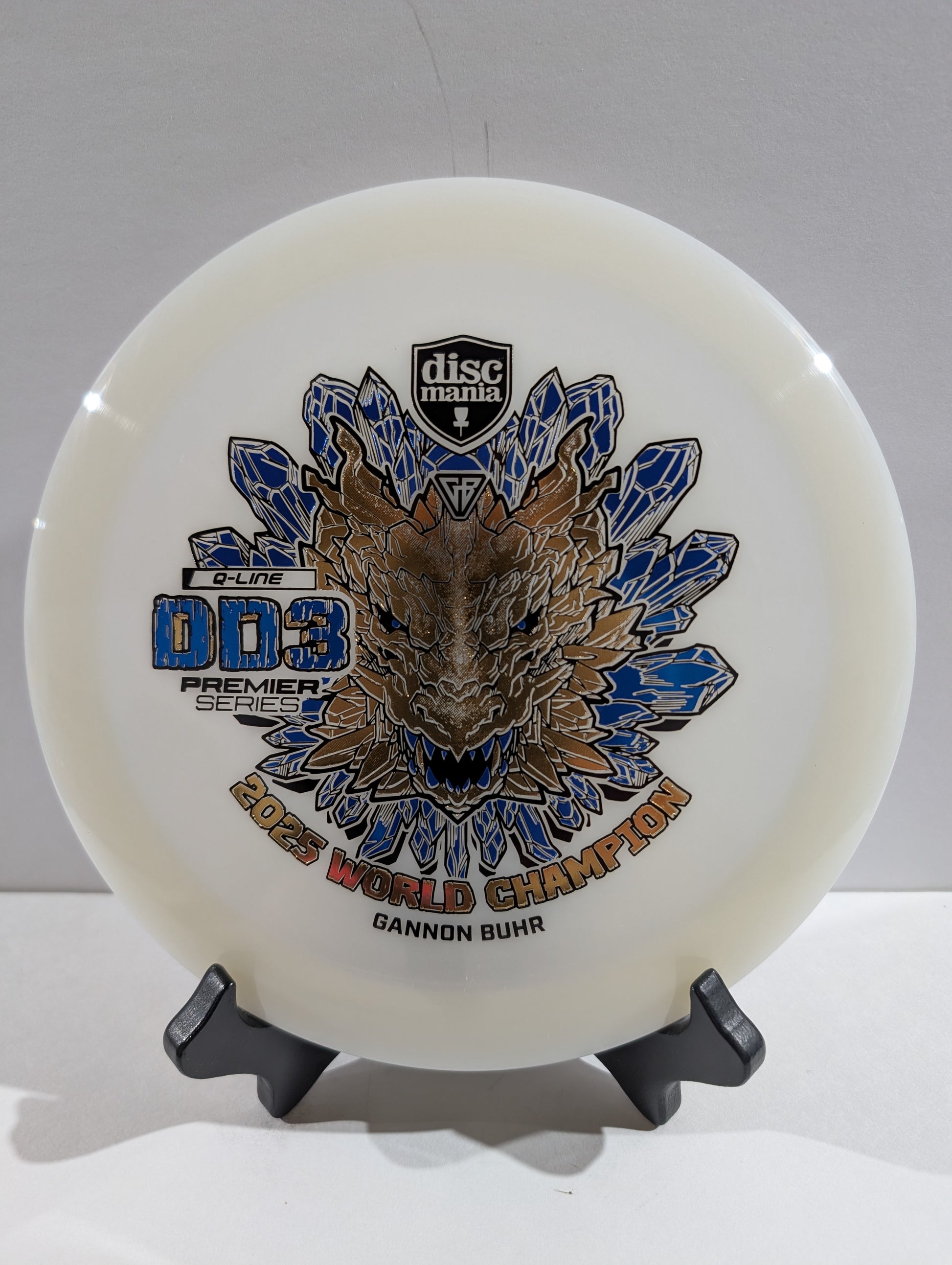 White DD3 Disc with gold dragon stamp