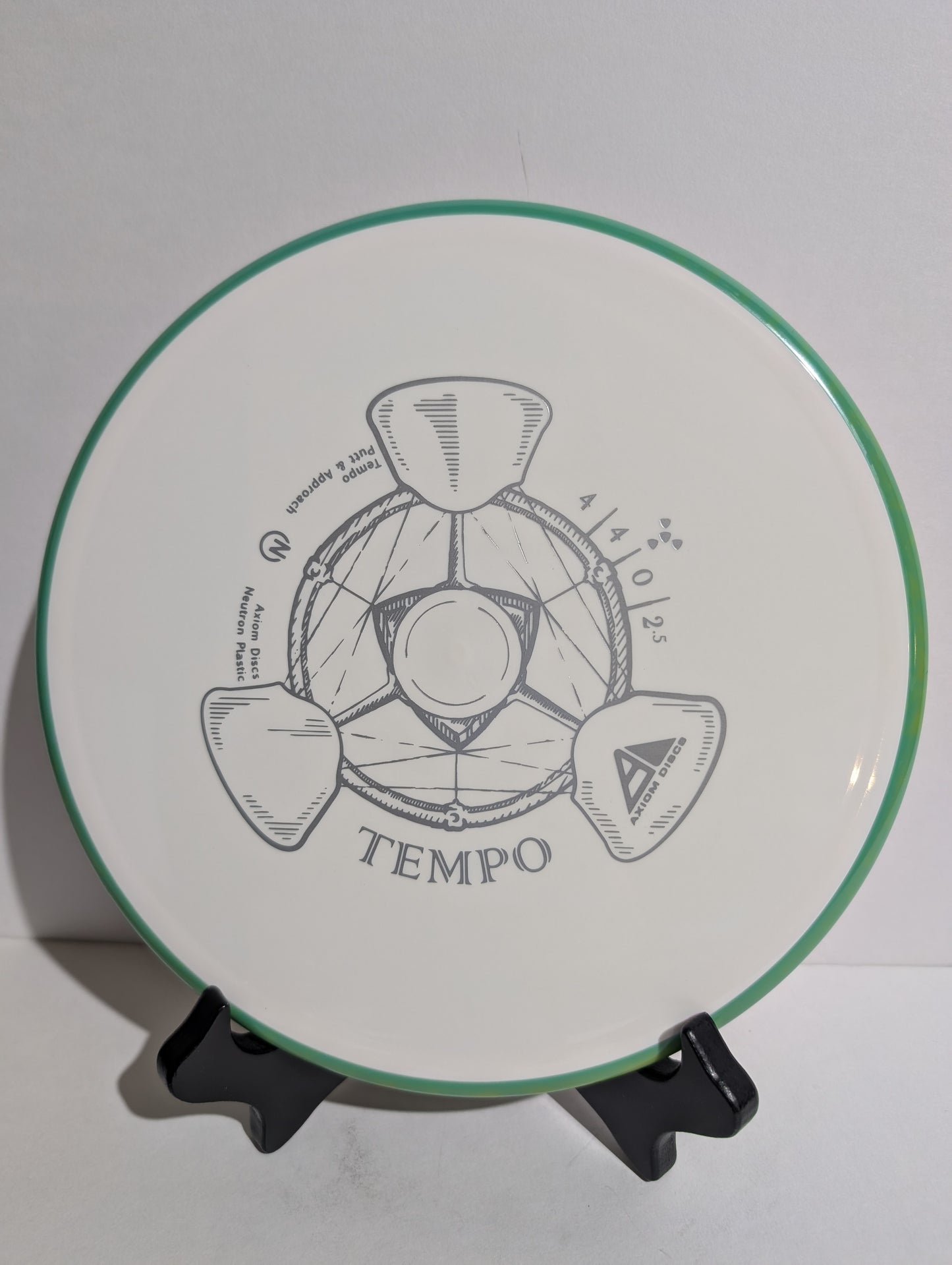 White-Green Tempo