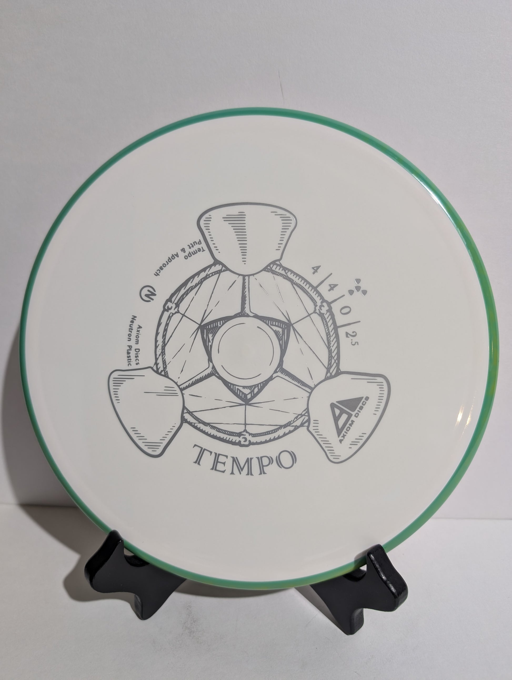 White-Green Tempo
