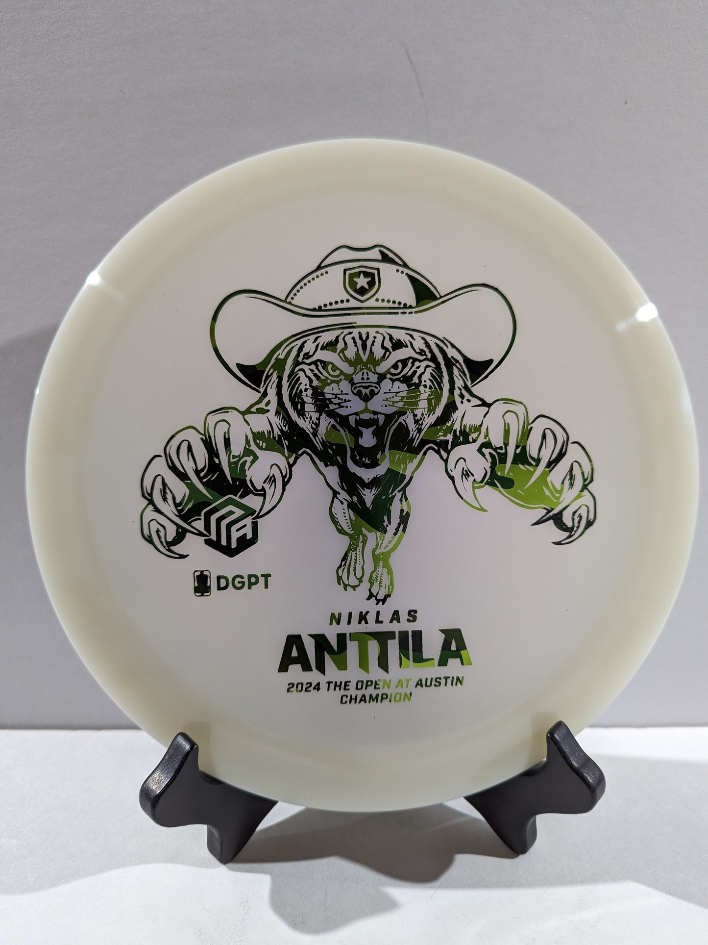 Discmania Niklas Anttila Triumph Series Glow C-Line DD1 (O@A 2024)