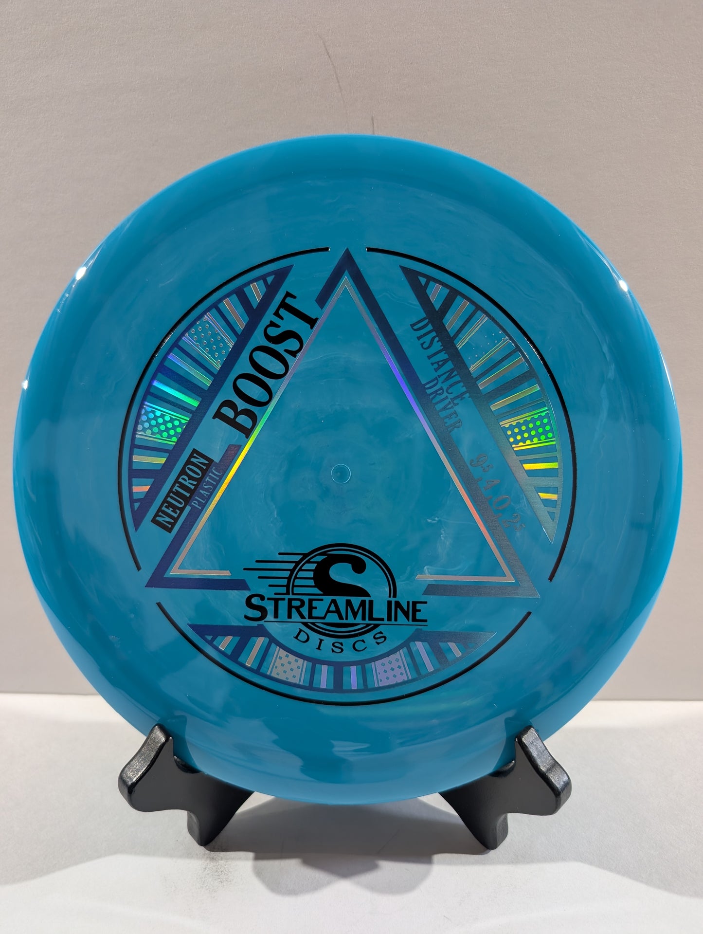 Blue disc with 'Streamline Discs' branding on a gray background