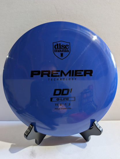 Blue disc with Discmania branding on a white background