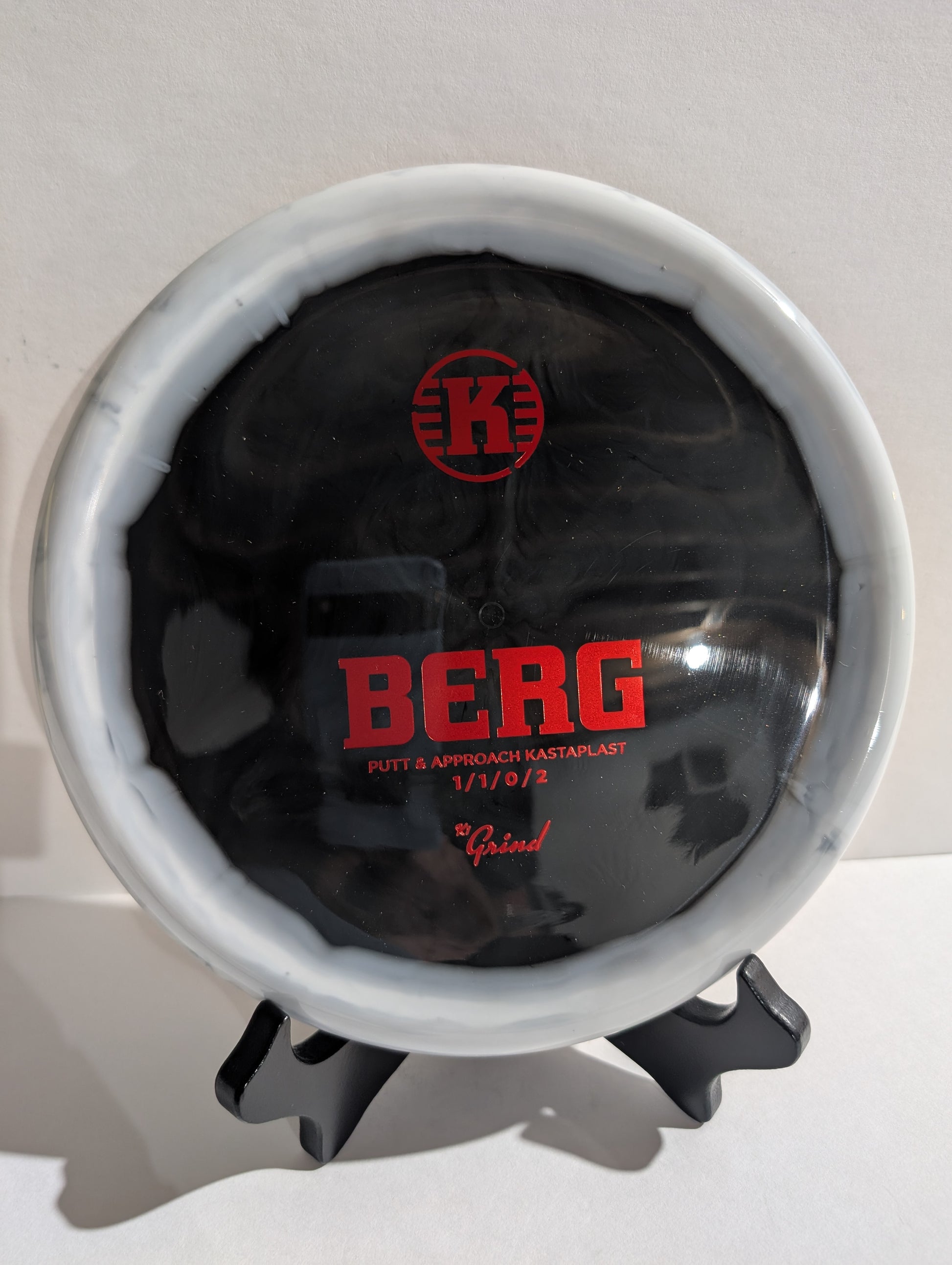 Black-White Berg